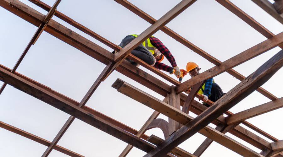 Expert Emergency Roof Repairs services in Laredo, TX